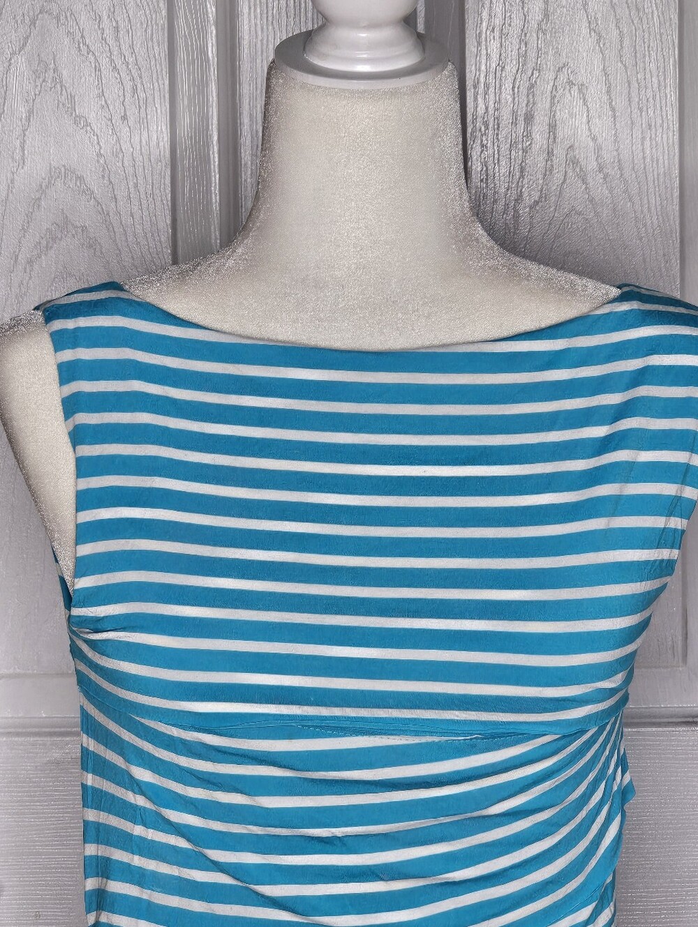 Vince Camuto Striped Turquoise & White Sleeveless Tank Top - Picture 2 of 10
